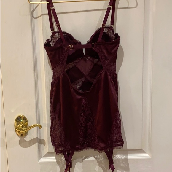 Victoria’s Secret Satin and Lace Bustier Lingerie - Picture 7 of 8